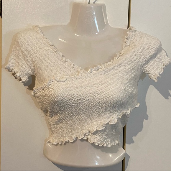 Heart and Hips Off White Criss Cross Stretchy Crop Top Size S NWT - Picture 2 of 16